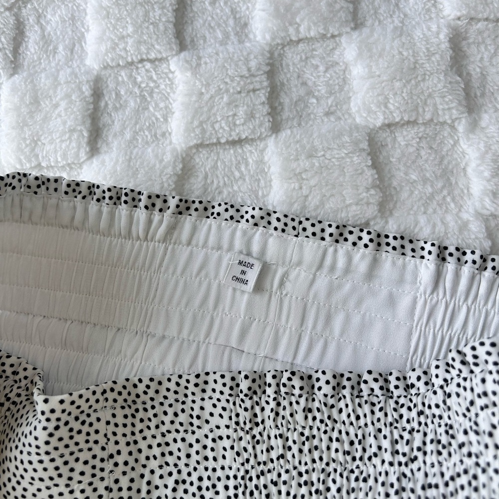 ALC Black and White Smocked Bubble Mini Skirt - Picture 5 of 10